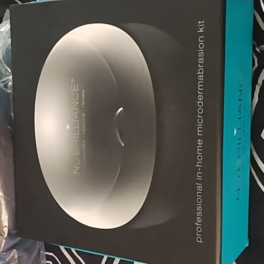 Facial Skin Re-juvenator